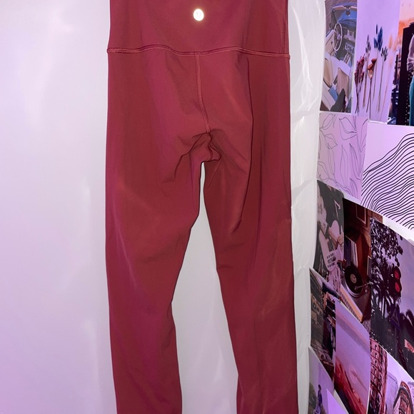 Lululemon 25” WUNDER UNDER HIGH RISE - Picture 3 of 6